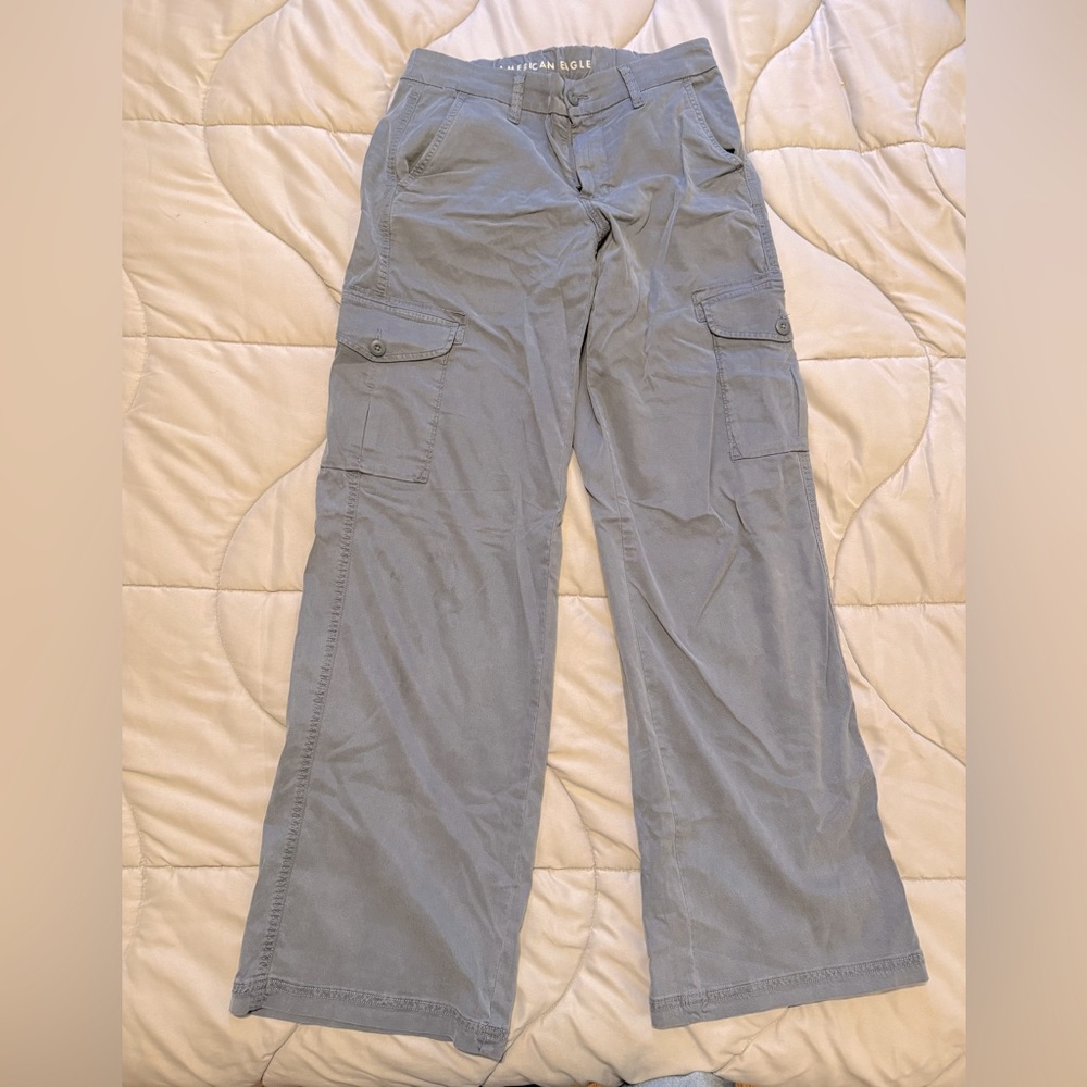 American Eagle Dreamy Drape Cargo Pants - 4 Long